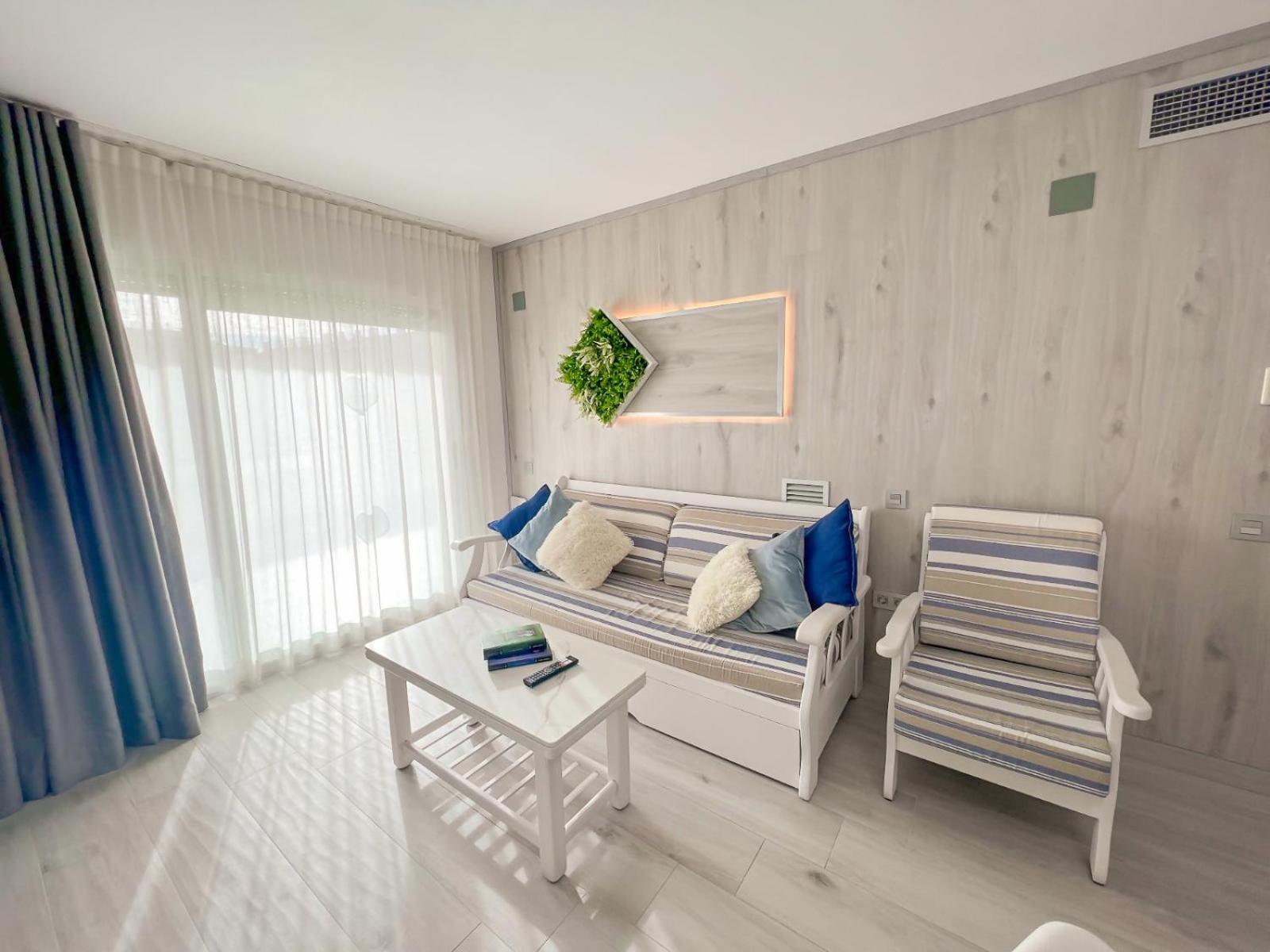Mediterranea Loft New La Pineda Exterior photo